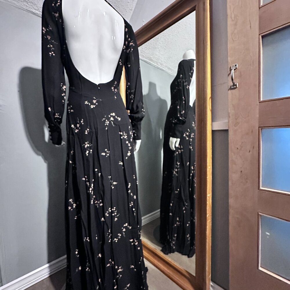 NWT Reformation Black Floral Open Back Gown Size 6 Long Sleeve - Picture 3 of 10